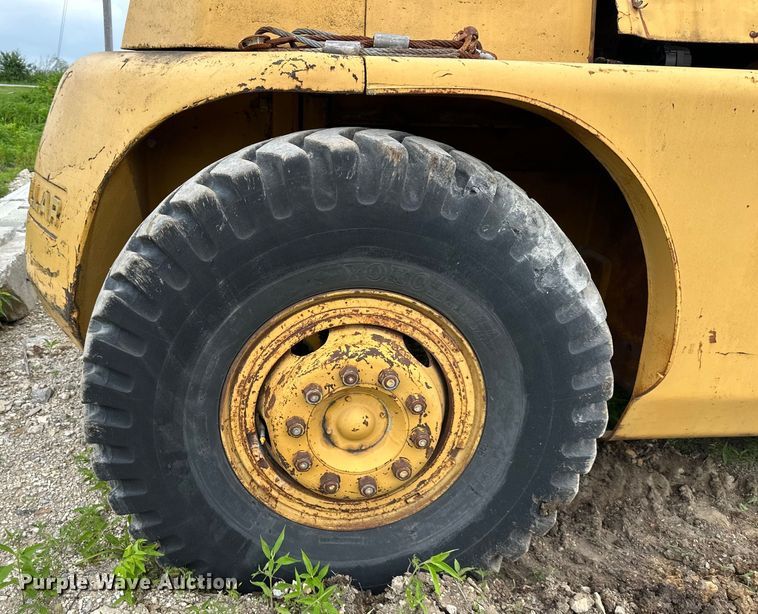 image for item NT9289 Caterpillar  AH40 forklift