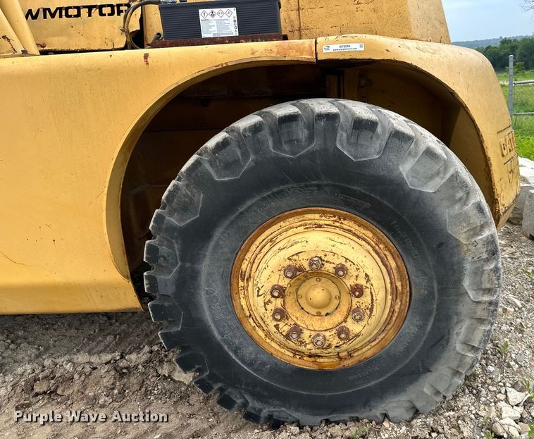 image for item NT9289 Caterpillar  AH40 forklift