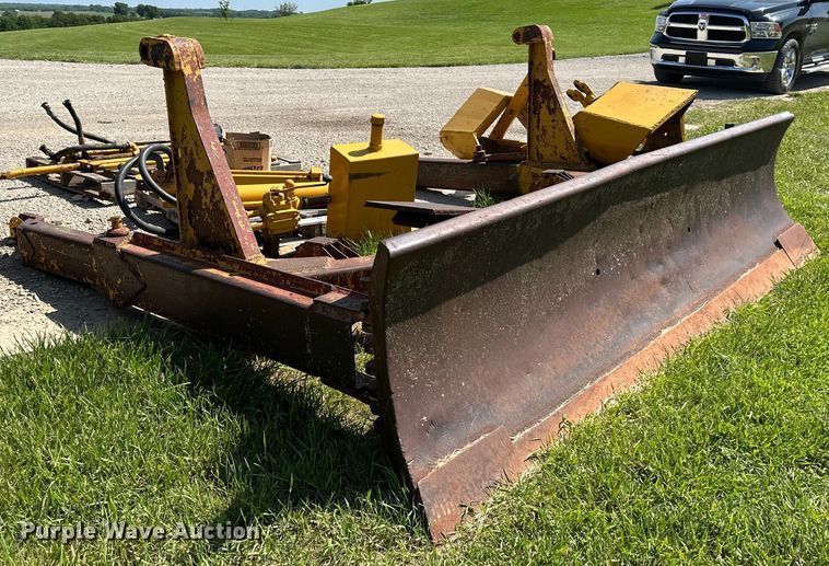 image for item NT9314 Dozer parts