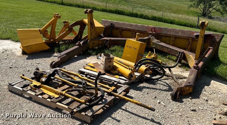 image for item NT9314 Dozer parts