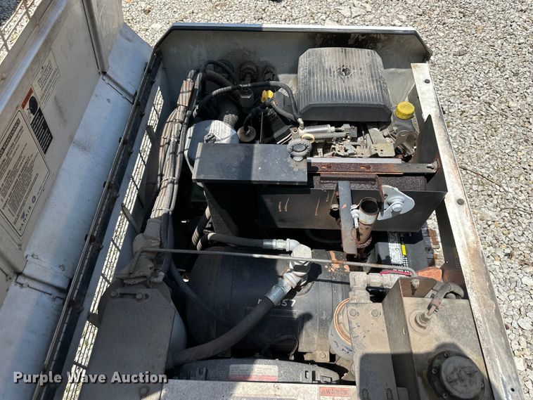 image for item NT9316 Vanair  Viper air compressor