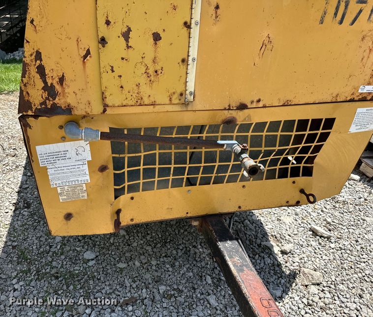 image for item NT9317 Sullivan-palatek  D185 air compressor