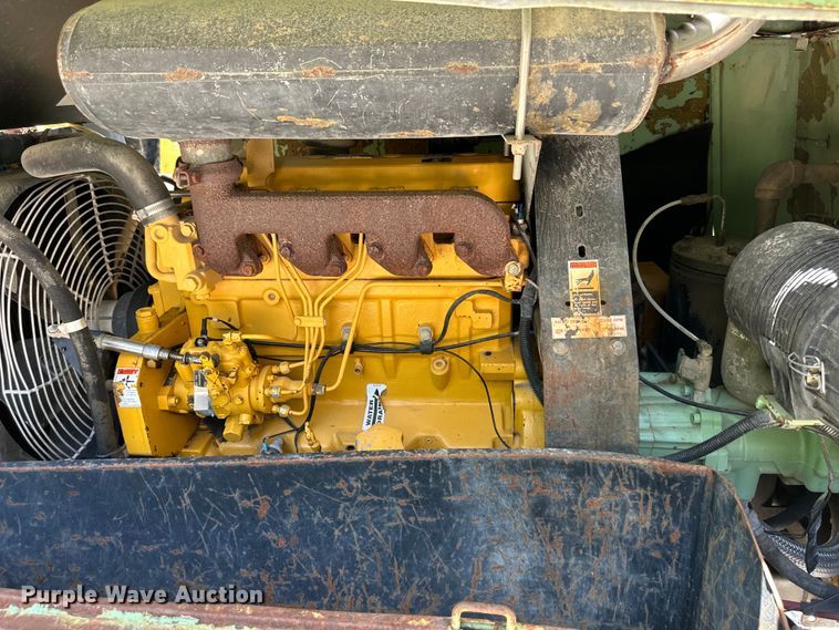 image for item NT9318 Sullair 185D air compressor