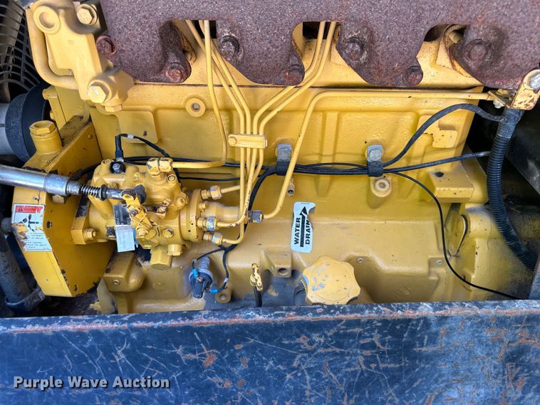 image for item NT9318 Sullair 185D air compressor