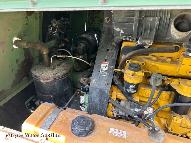 image for item NT9318 Sullair 185D air compressor