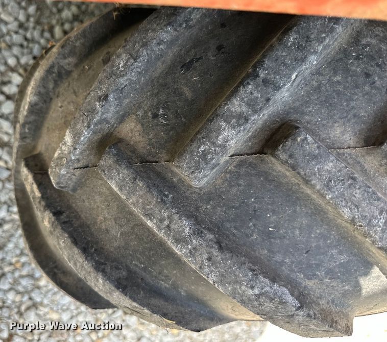 image for item NT9319 2001 Ditch Witch 410SXD trencher