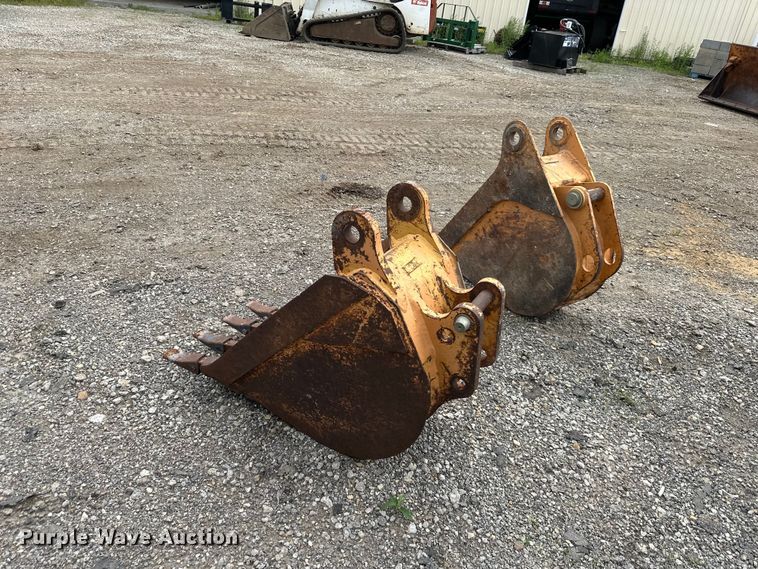 image for item NT9324 (2) backhoe buckets 