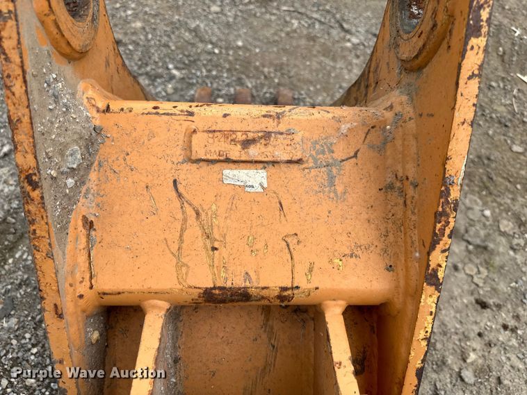 image for item NT9324 (2) backhoe buckets 