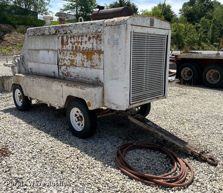 image for item NT9346 Ingersoll Rand  Gyro Flo 600 air compressor