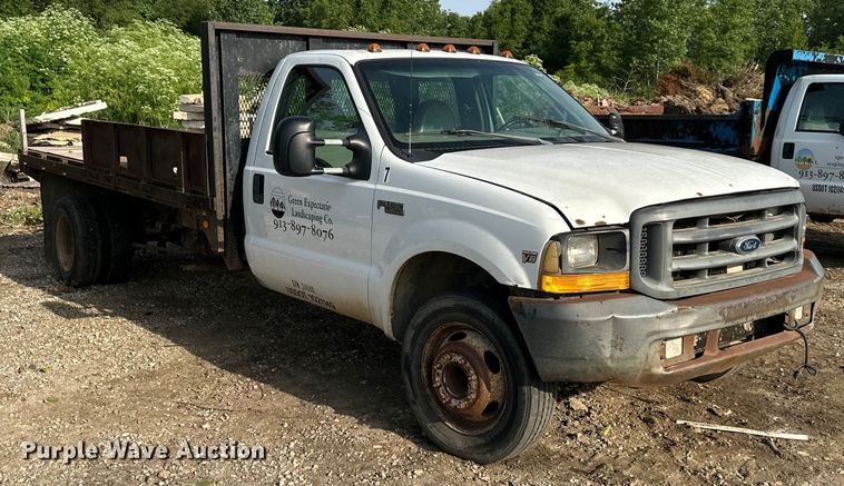 image for item NT9362 1999 Ford F450 Super Duty flatbed truck
