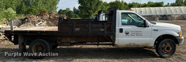 image for item NT9362 1999 Ford F450 Super Duty flatbed truck