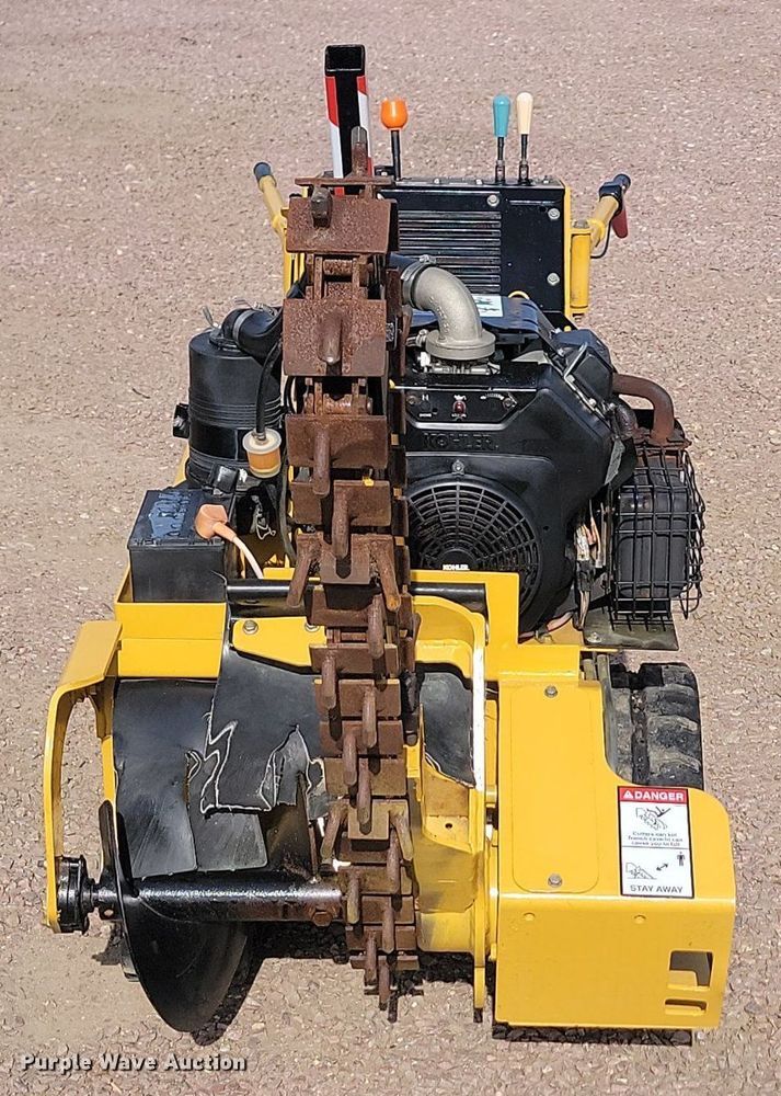 image for item NZ9855 2018 Vermeer  RTX200 trencher