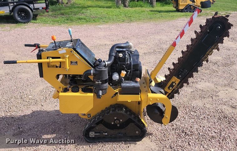 image for item NZ9855 2018 Vermeer  RTX200 trencher