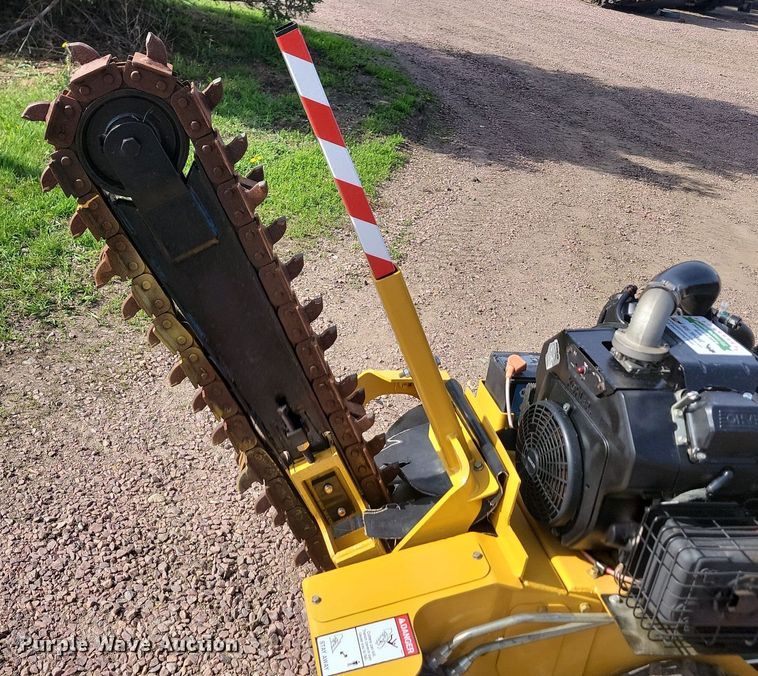 image for item NZ9855 2018 Vermeer  RTX200 trencher