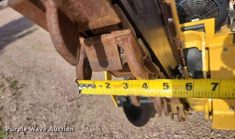 image for item NZ9855 2018 Vermeer  RTX200 trencher