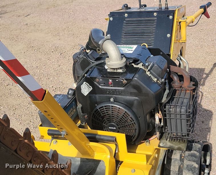 image for item NZ9855 2018 Vermeer  RTX200 trencher