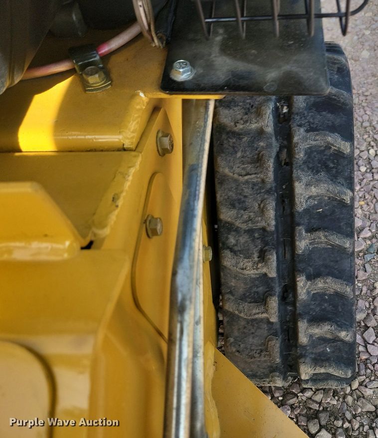 image for item NZ9855 2018 Vermeer  RTX200 trencher