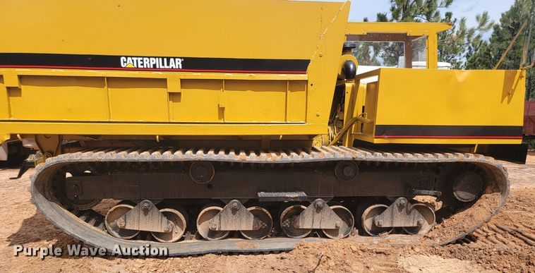 image for item NZ9881 Morooka MST1500 track carrier