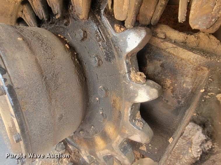 image for item NZ9881 Morooka MST1500 track carrier