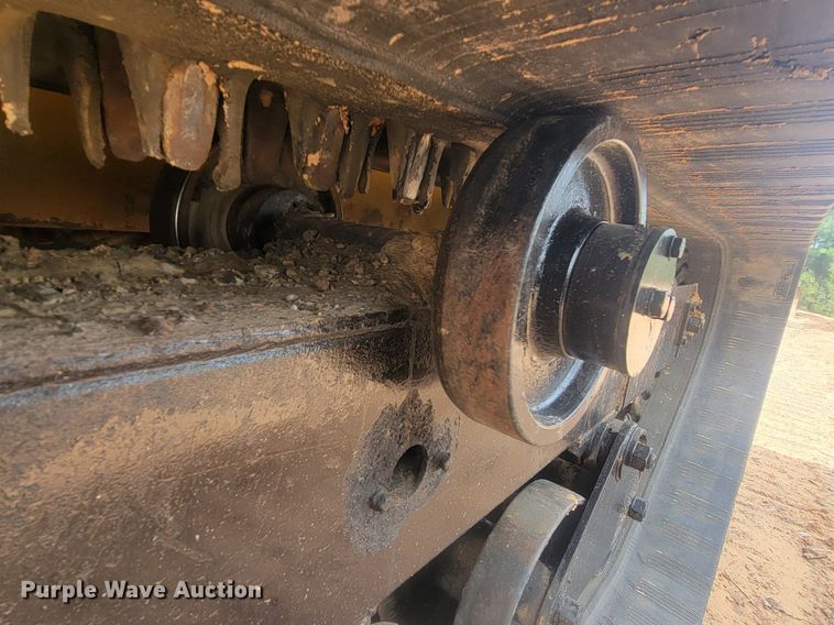 image for item NZ9881 Morooka MST1500 track carrier