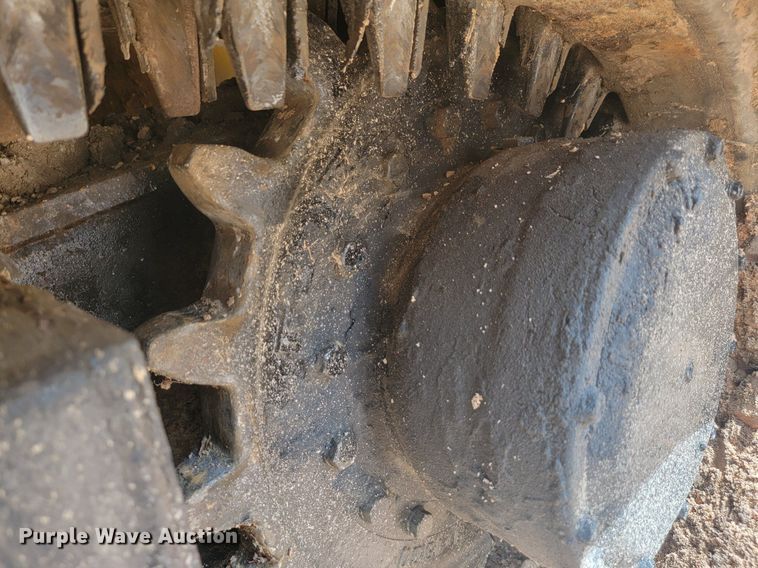 image for item NZ9881 Morooka MST1500 track carrier