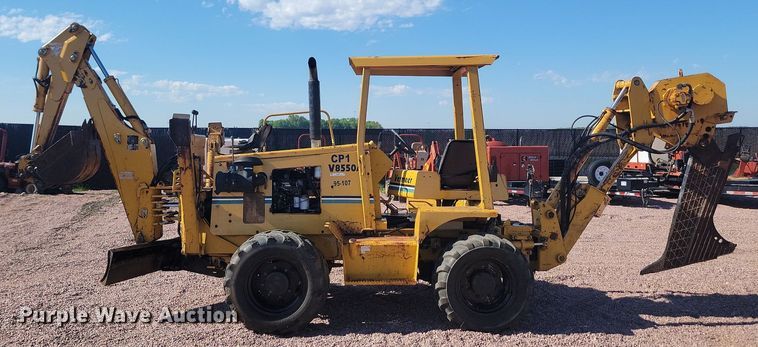 image for item NZ9883 2005 Vermeer V8550A cable plow