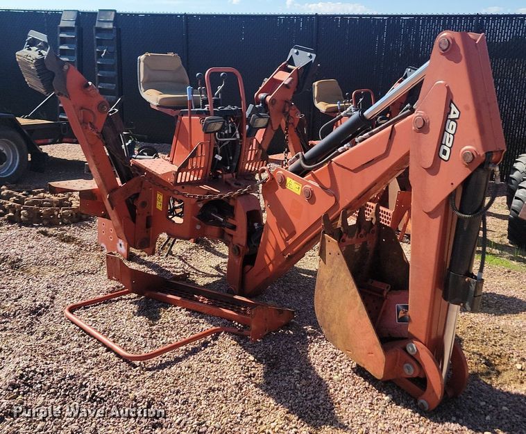 image for item NZ9884 2015 Ditch Witch  A920 backhoe