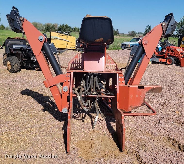 image for item NZ9884 2015 Ditch Witch  A920 backhoe