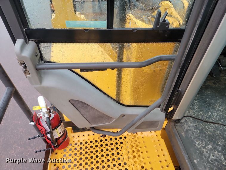 image for item NZ9890 2014 Volvo L350F wheel loader