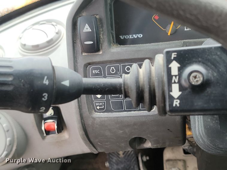 image for item NZ9890 2014 Volvo L350F wheel loader