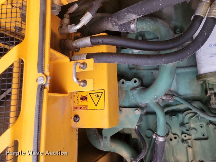 image for item NZ9890 2014 Volvo L350F wheel loader