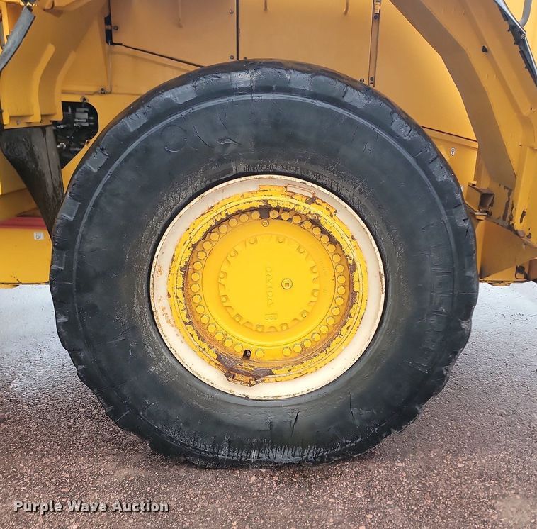 image for item NZ9890 2014 Volvo L350F wheel loader