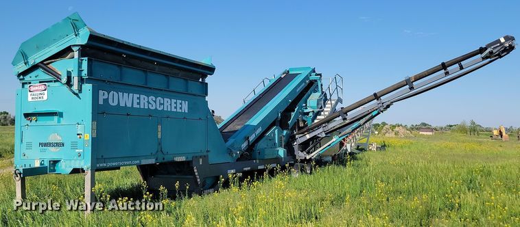 image for item NZ9900 Powerscreen Chieftain 1400 screening plant