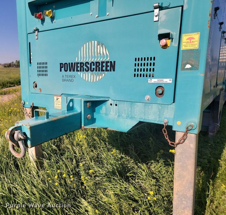 image for item NZ9900 Powerscreen Chieftain 1400 screening plant