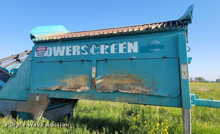 image for item NZ9900 Powerscreen Chieftain 1400 screening plant