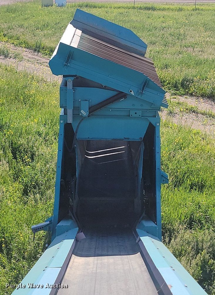 image for item NZ9900 Powerscreen Chieftain 1400 screening plant