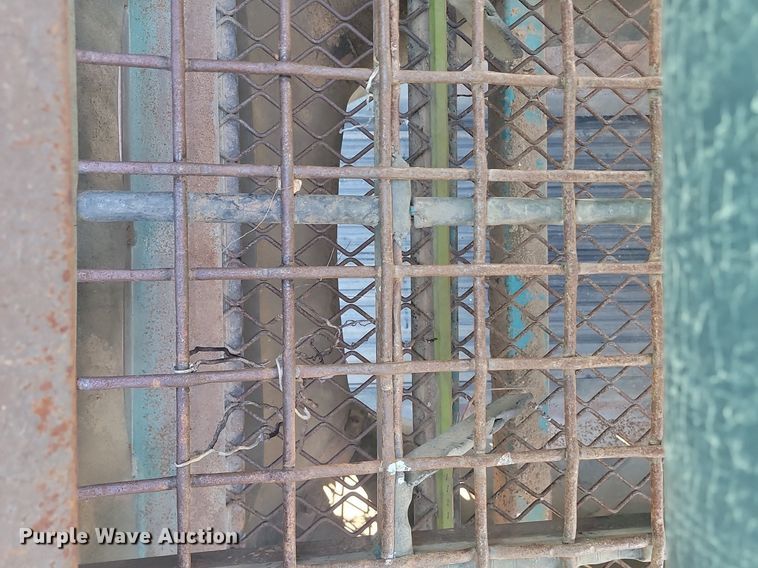 image for item NZ9900 Powerscreen Chieftain 1400 screening plant