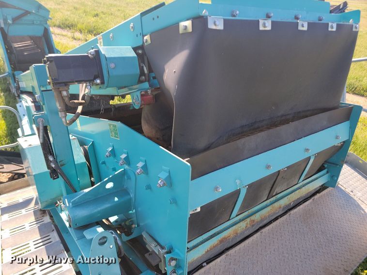 image for item NZ9900 Powerscreen Chieftain 1400 screening plant