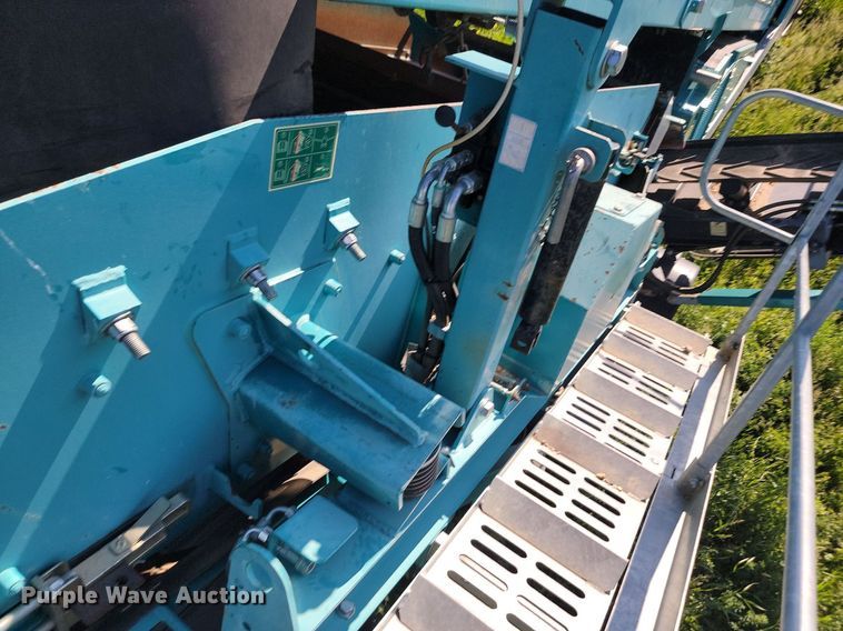 image for item NZ9900 Powerscreen Chieftain 1400 screening plant