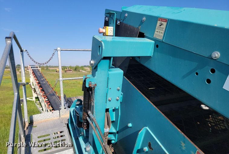 image for item NZ9900 Powerscreen Chieftain 1400 screening plant