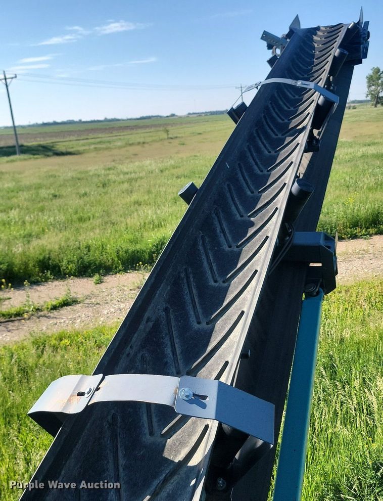 image for item NZ9900 Powerscreen Chieftain 1400 screening plant