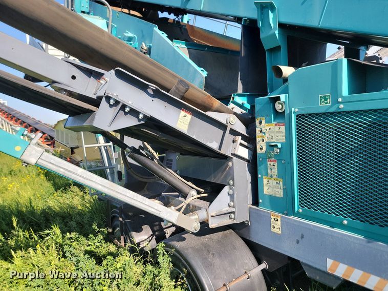 image for item NZ9900 Powerscreen Chieftain 1400 screening plant