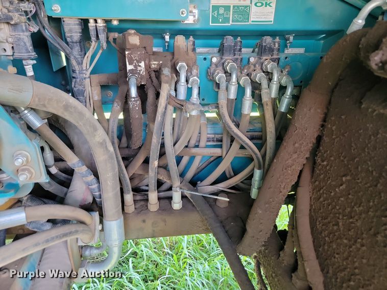 image for item NZ9900 Powerscreen Chieftain 1400 screening plant