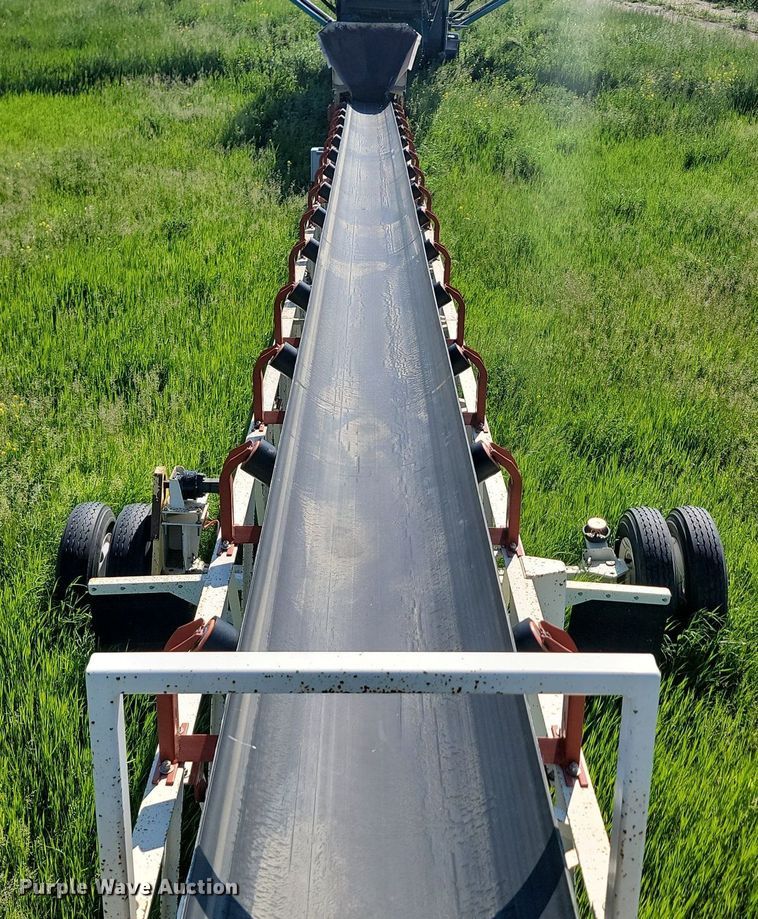 image for item NZ9901 2014 Superior  30x80 PRSC radial stacking conveyor