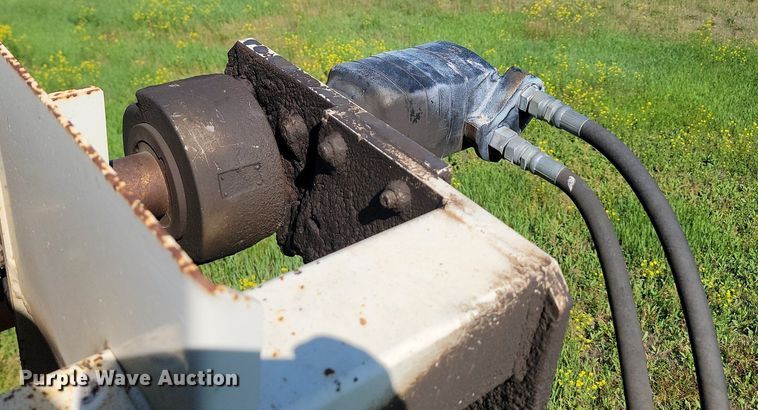 image for item NZ9901 2014 Superior  30x80 PRSC radial stacking conveyor