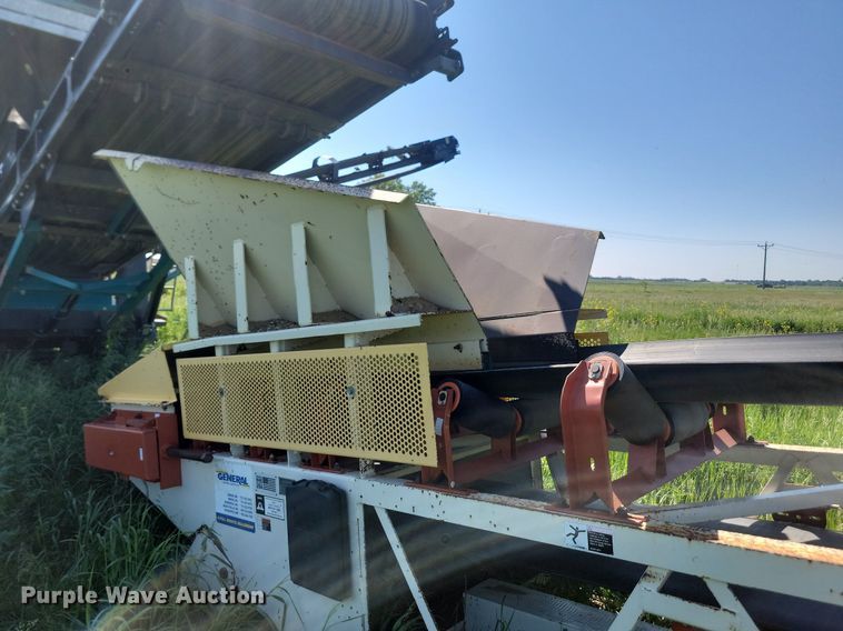 image for item NZ9901 2014 Superior  30x80 PRSC radial stacking conveyor