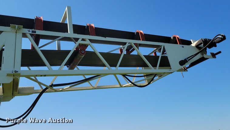 image for item NZ9901 2014 Superior  30x80 PRSC radial stacking conveyor