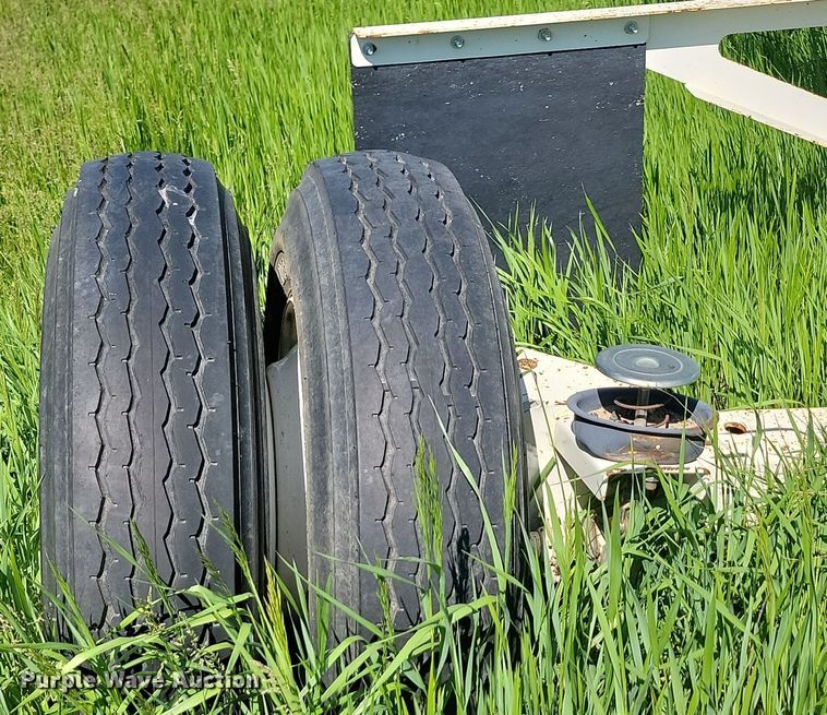 image for item NZ9901 2014 Superior  30x80 PRSC radial stacking conveyor