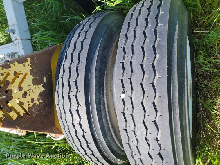 image for item NZ9901 2014 Superior  30x80 PRSC radial stacking conveyor