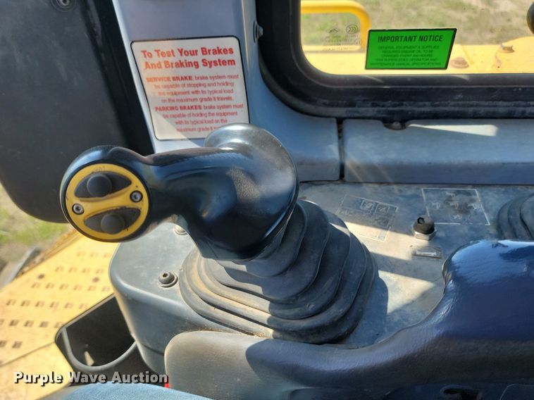 image for item NZ9902 2012 Komatsu D155AX-6 dozer